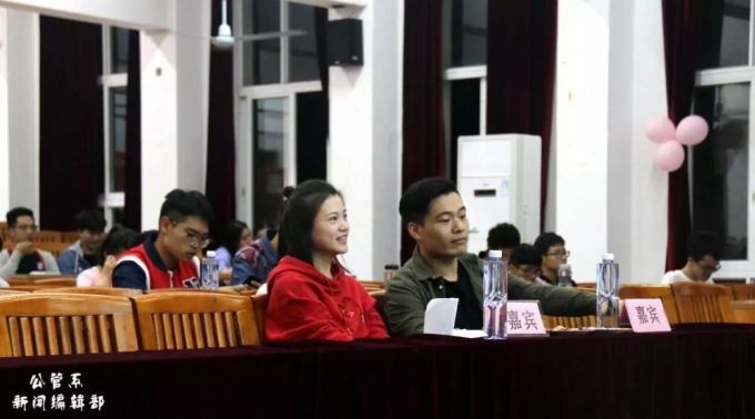 师兄师姐合照.jpg