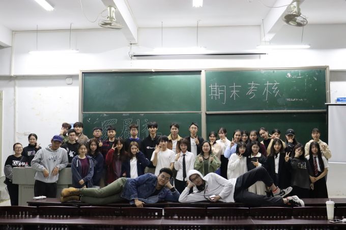 3-剧社成员.jpg