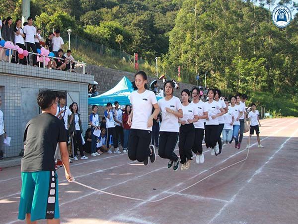 跳绳2.jpg