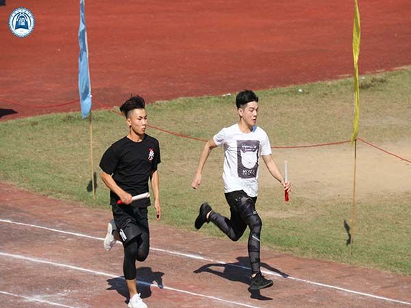 男子4x100.jpg