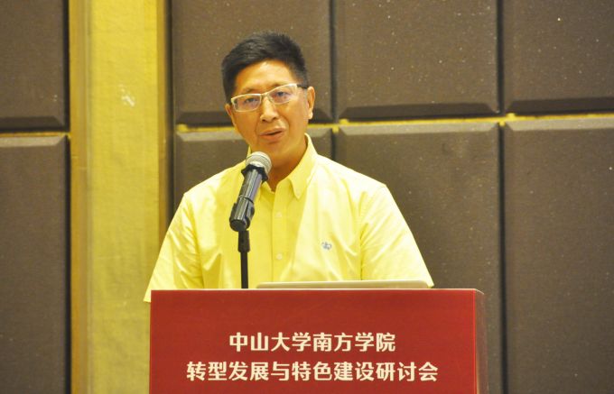 4喻世友.jpg