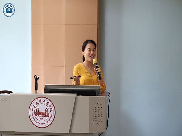 张宝怡老师.jpg