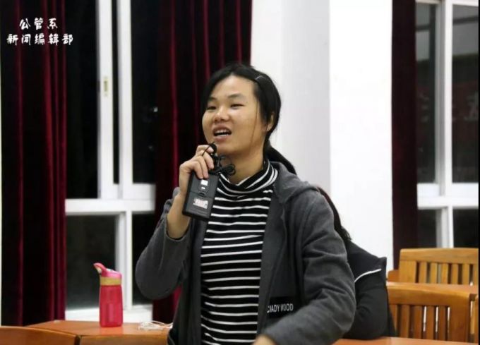 观众2.jpg