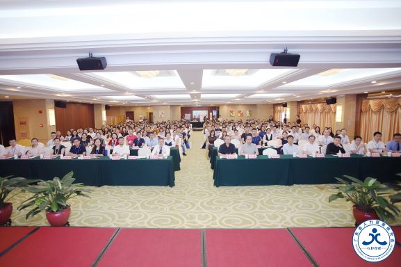 会场大合照.jpg
