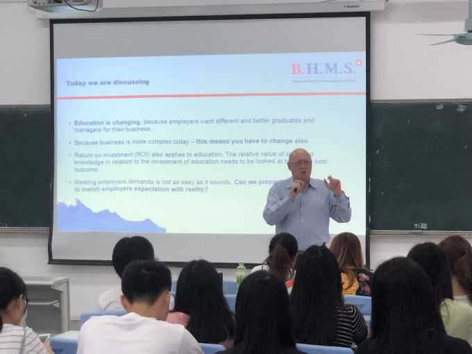 微信图片_2019053021014924.jpg