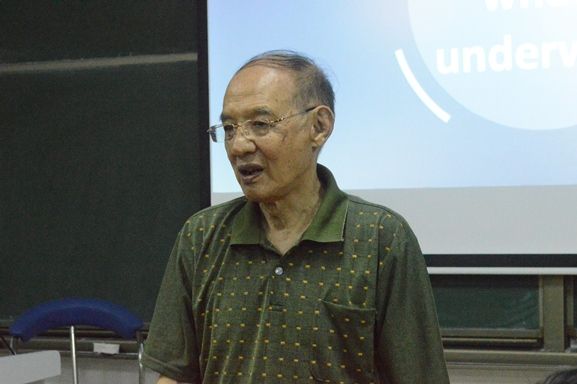 聂教授.JPG
