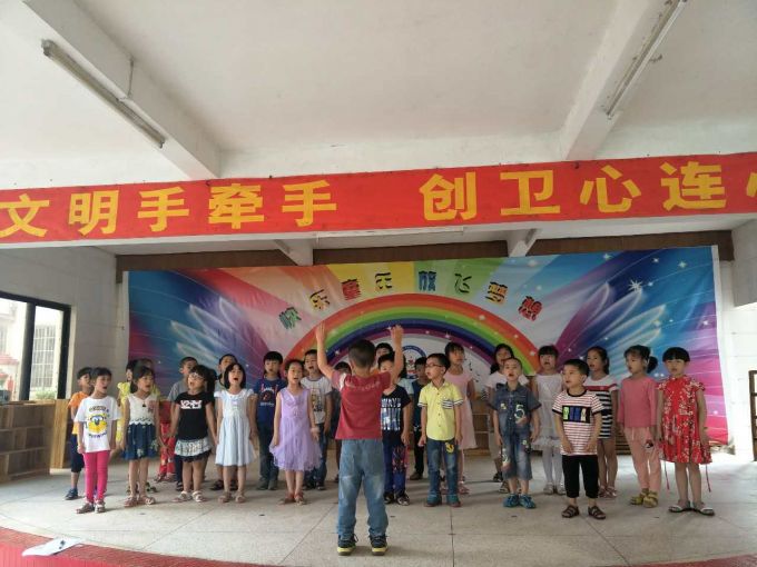 合唱指挥现场.jpg